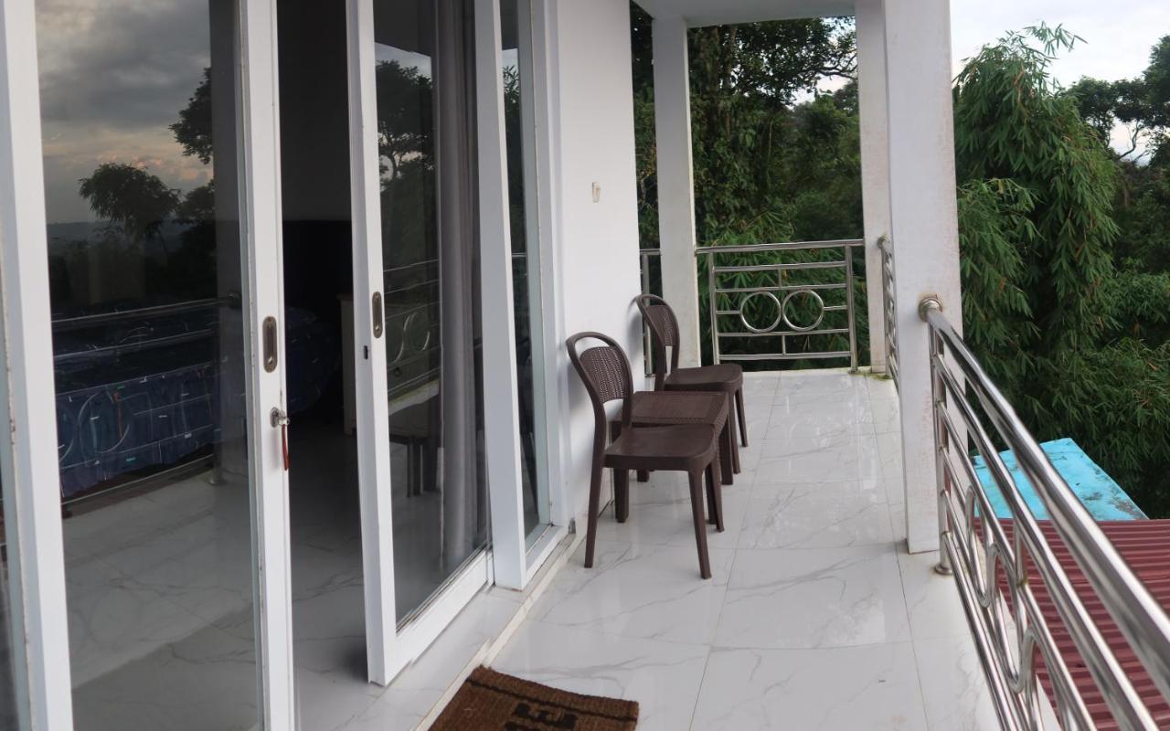 Narwastu Hills Hotel Tomohon Eksteriør billede